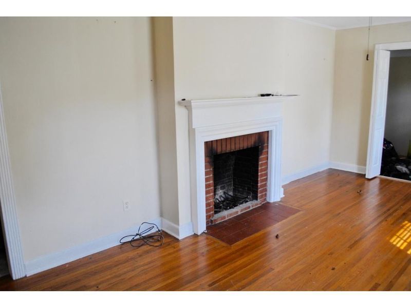 1424 Beech Dr, Burlington, NC 27217