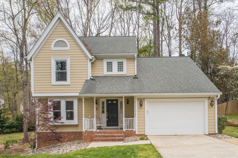 1424 Hillbrow Ln, Raleigh, NC 27615