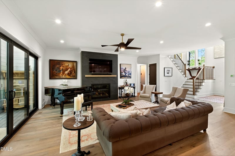 1424 Lake Adventure Ct, Raleigh, NC 27613
