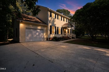 1424 Laughridge Dr, Cary, NC 27511