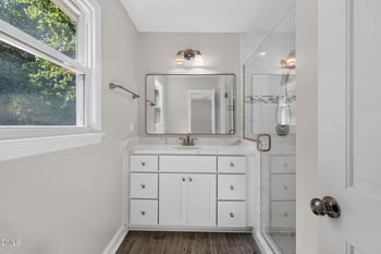 1424 Laughridge Dr, Cary, NC 27511