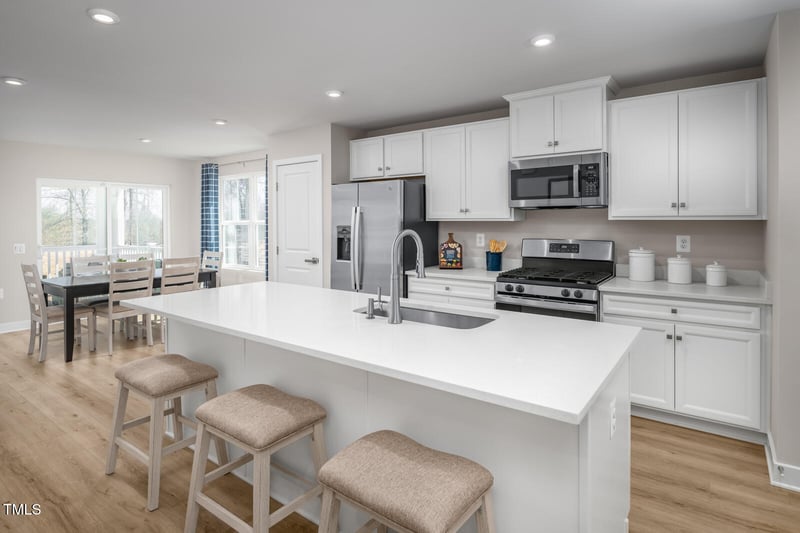 1424 Rollman Farm Rd, Raleigh, NC 27603