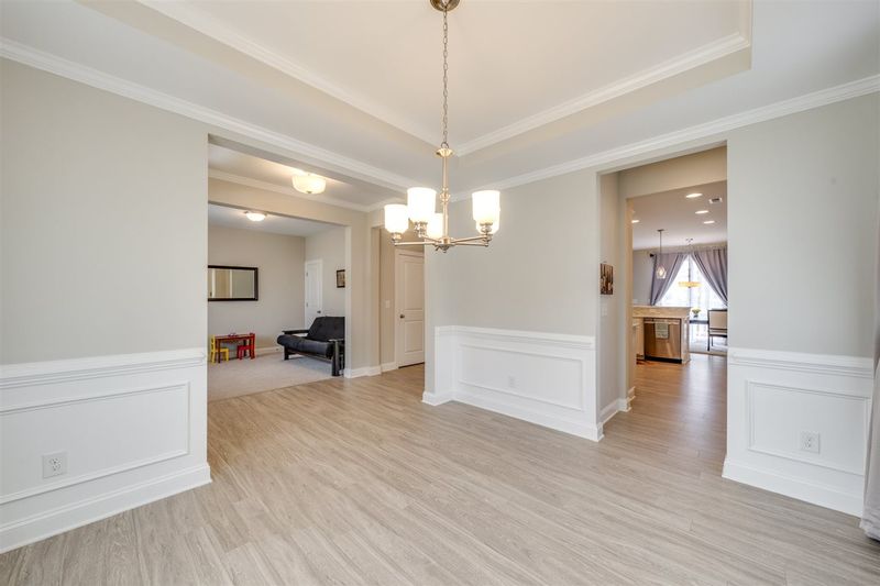1425 Bond Gardens Rd, Cary, NC 27518