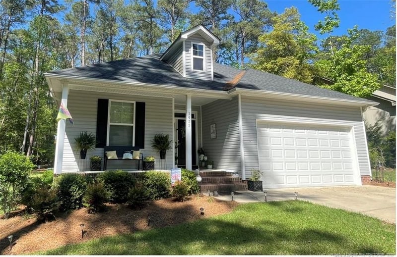 1425 Carolina Dr, Sanford, NC 27332