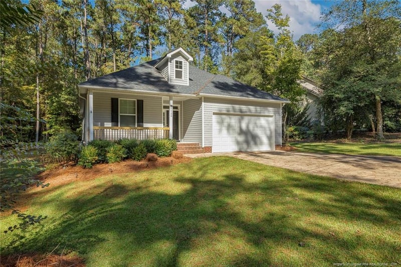 1425 Carolina Dr, Sanford, NC 27332
