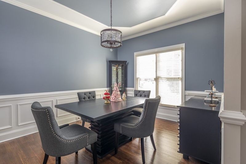 1425 Falls River Ave, Raleigh, NC 27614