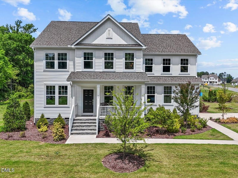 1425 Green Cypress Dr, Zebulon, NC 27597