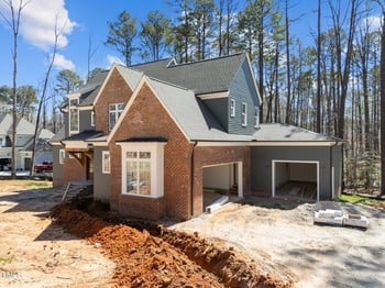 1425 Lake Adventure Ct, Raleigh, NC 27613