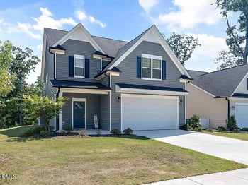 1425 Queen Trigger Dr, Fuquay Varina, NC 27526