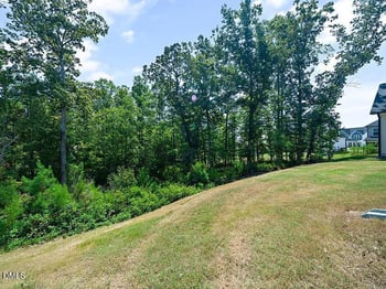 1425 Queen Trigger Dr, Fuquay Varina, NC 27526