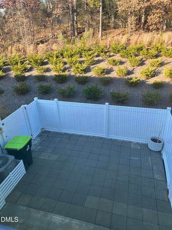 1425 Scholar Dr, Durham, NC 27703