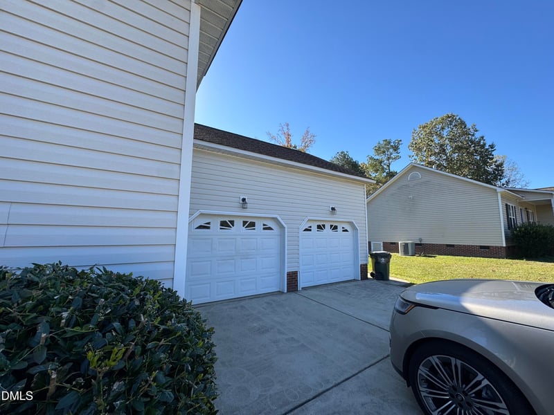 1425 Tawny View Ln, Raleigh, NC 27603