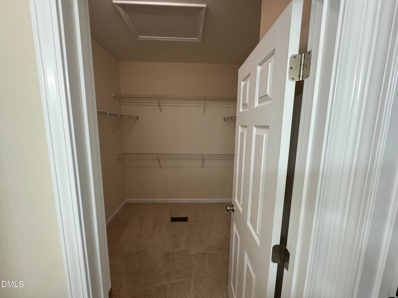 1425 Tawny View Ln, Raleigh, NC 27603