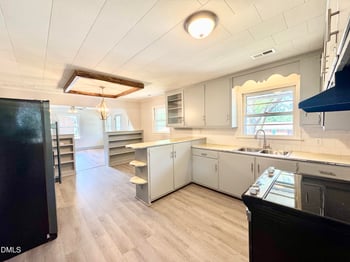 1426 Jackson St, Roxboro, NC 27573