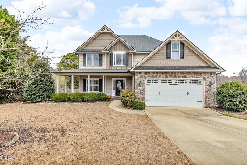 1426 Phelps Ridge Dr, Fuquay Varina, NC 27526