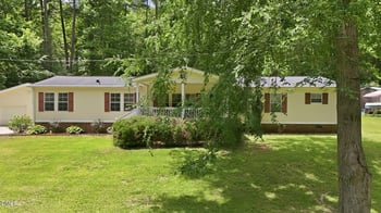 1427 Cherokee Trl, Sanford, NC 27332