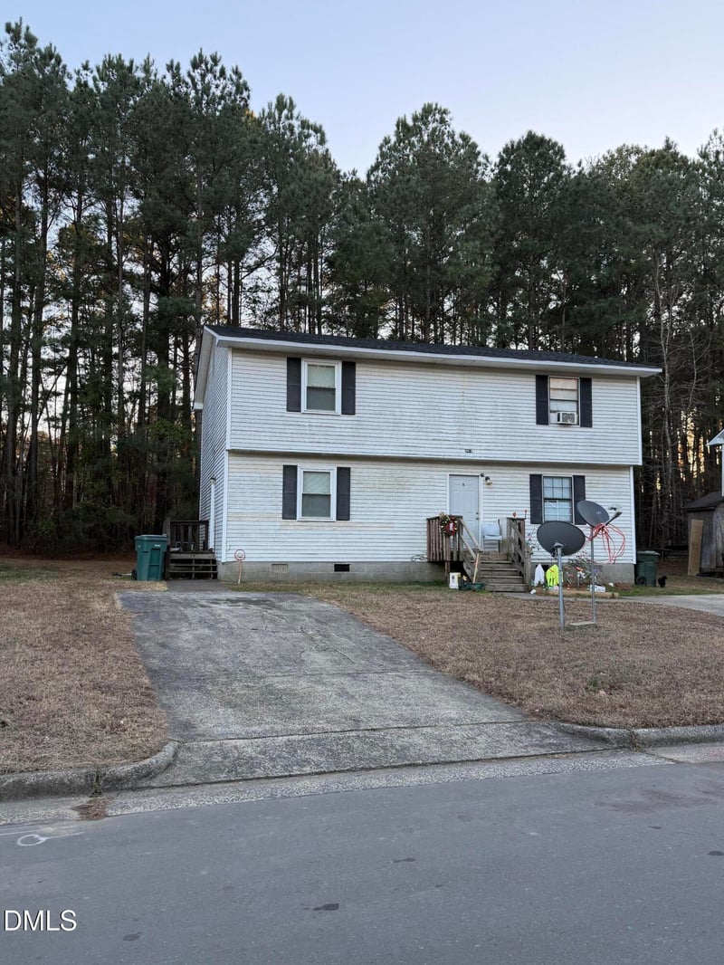 1427 Cherrycrest Dr, Durham, NC 27704