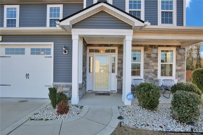 1427 Creekwood Rd, Hope Mills, NC 28348