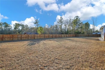 1427 Creekwood Rd, Hope Mills, NC 28348