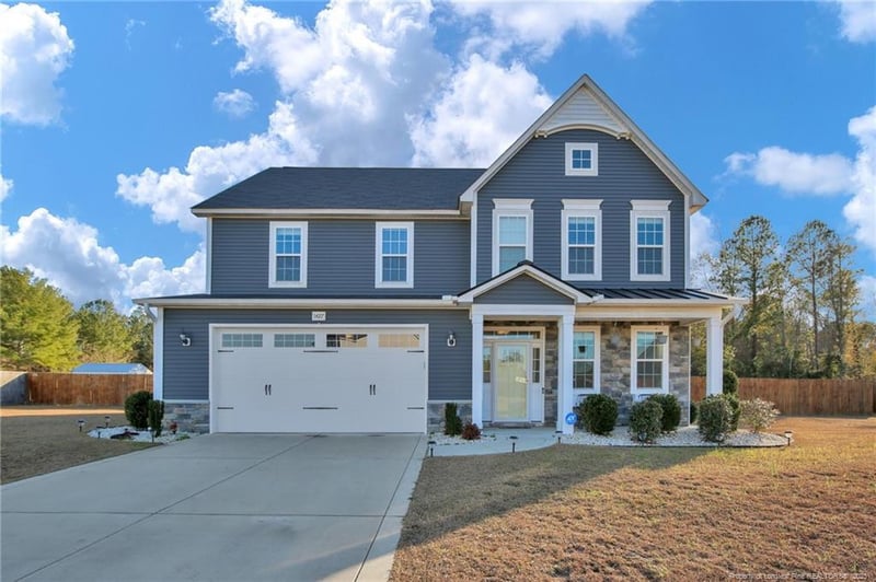 1427 Creekwood Rd, Hope Mills, NC 28348