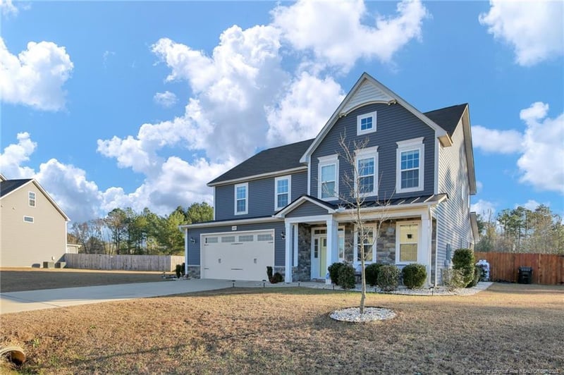 1427 Creekwood Rd, Hope Mills, NC 28348