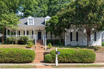 1427 Moosecreek Dr, Raleigh, NC 27614