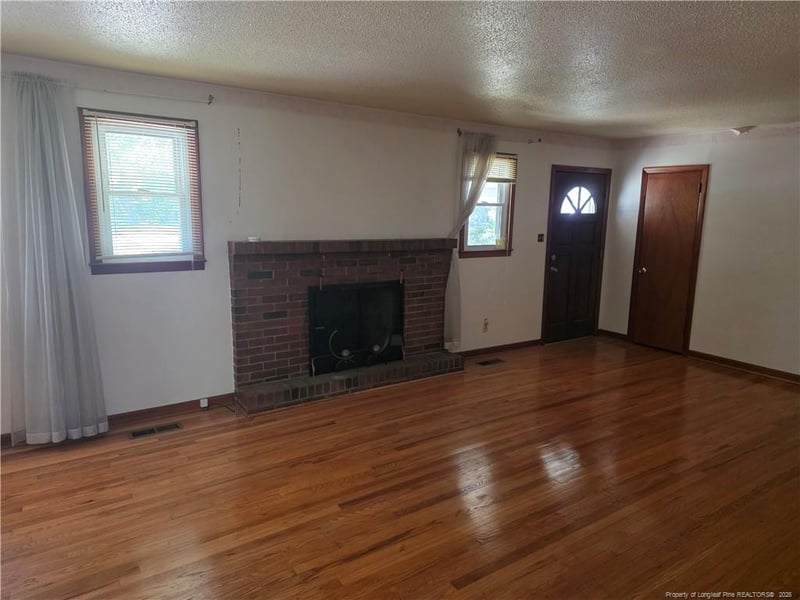 1427 Valencia Ct, Fayetteville, NC 28303