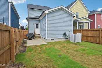1428 Big Falls Dr, Wendell, NC 27591