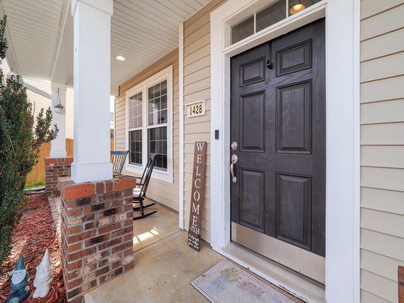 1428 Dairy Glen Dr, Fuquay Varina, NC 27526