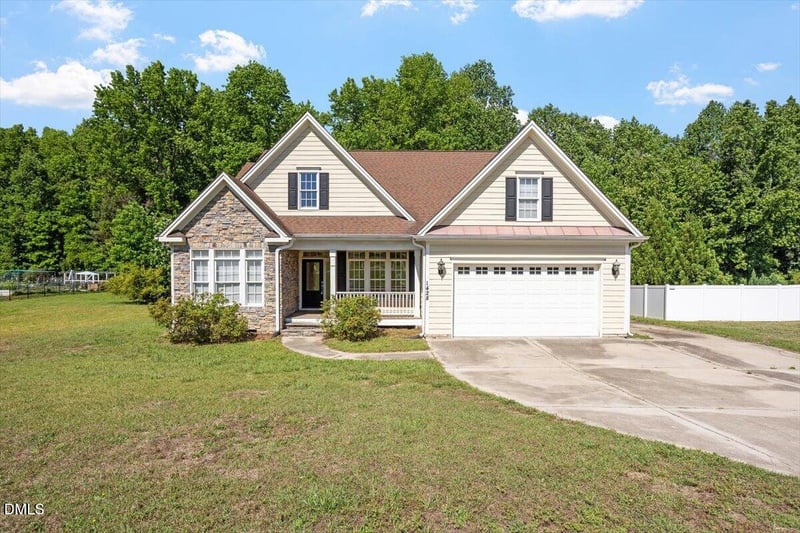 1428 Hopson Downs Ct, Holly Springs, NC 27540