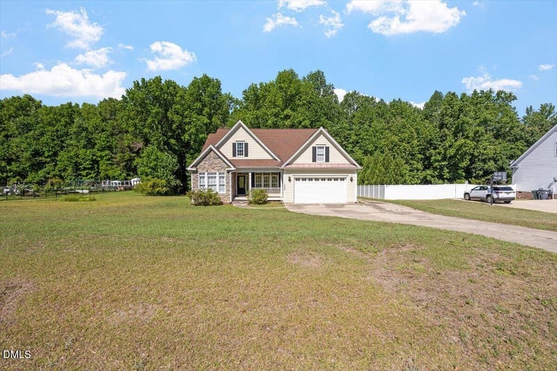 1428 Hopson Downs Ct, Holly Springs, NC 27540