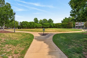 1428 Providence Green Ln, Apex, NC 27502