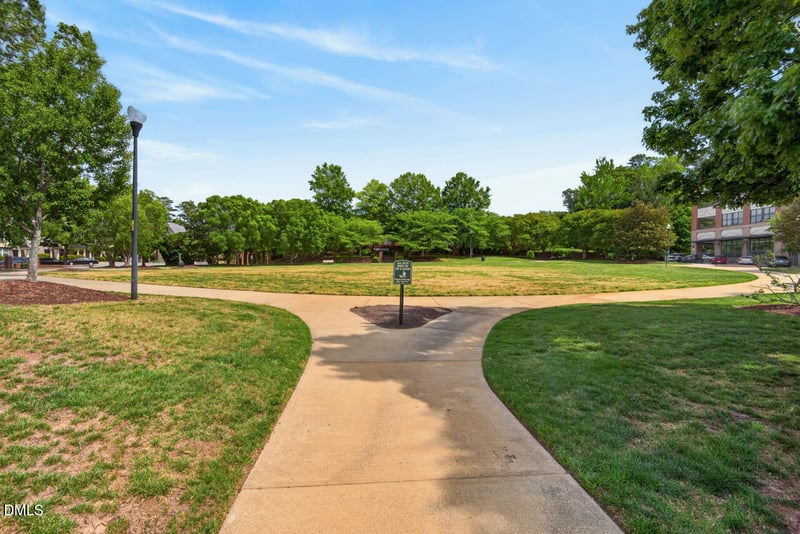 1428 Providence Green Ln, Apex, NC 27502