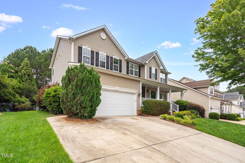 1428 White Opal Dr, Knightdale, NC 27545