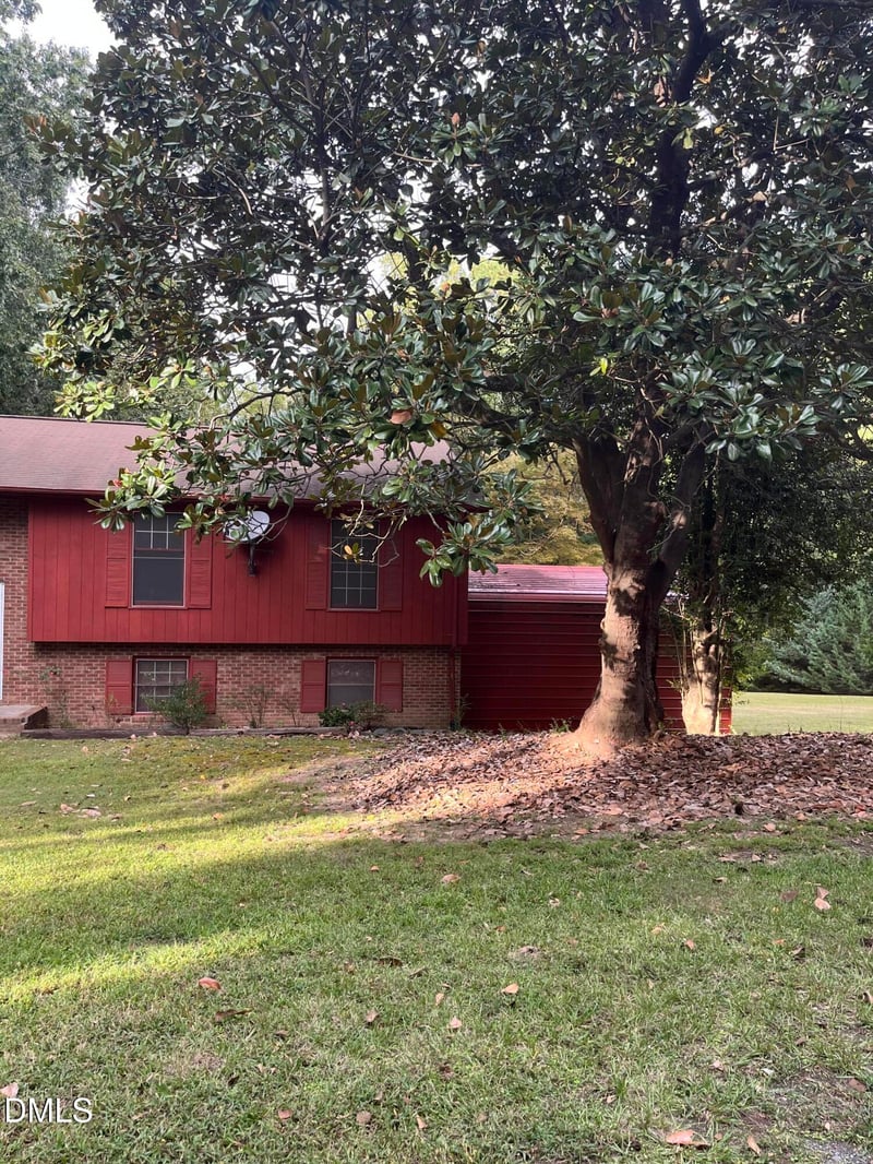 1428 Yates Store Rd, Cary, NC 27519