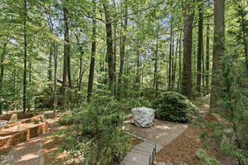 1429 Arboretum Dr, Chapel Hill, NC 27517
