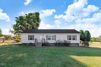 143 Blueberry Dr, Selma, NC 27576