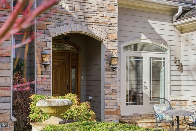 143 Christenbury Ln, Clayton, NC 27527