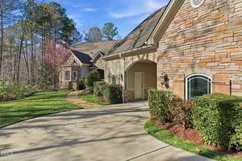 143 Christenbury Ln, Clayton, NC 27527