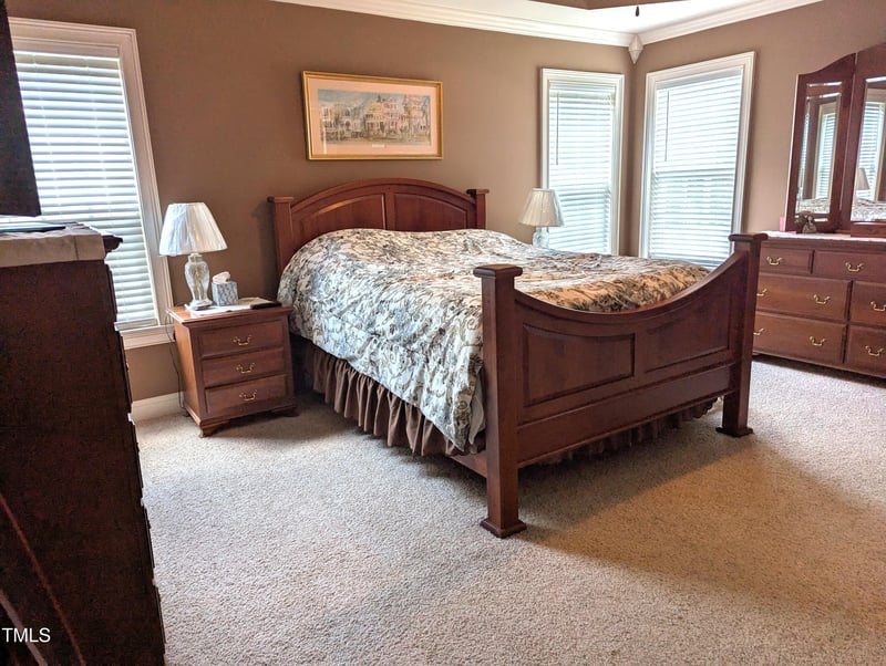 143 Claymore Dr, Clayton, NC 27527