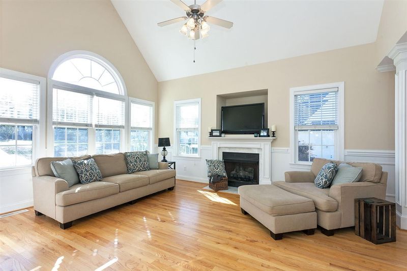 143 Fox Crossing Dr, Raleigh, NC 27603