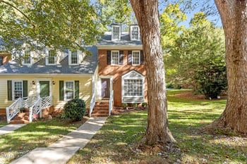 143 Hedgerow Ct, Cary, NC 27513