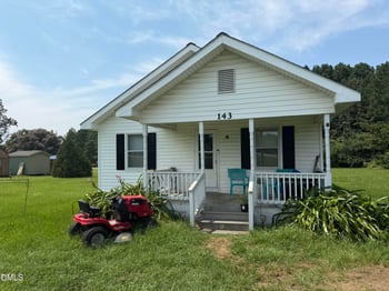 143 Live Oak Church, Selma, NC 27576