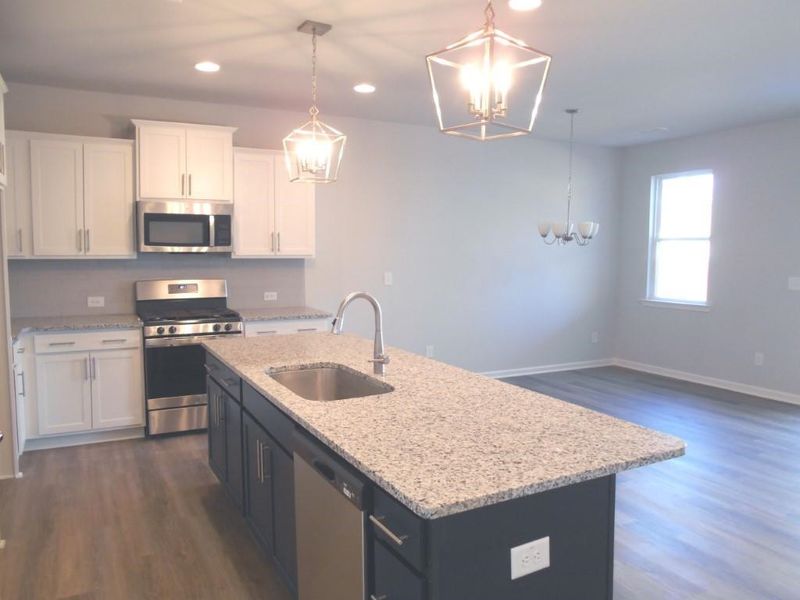 143 Mcdowell Ln, Mebane, NC 27302
