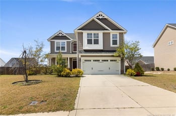 143 Pendleton St, Raeford, NC 28376