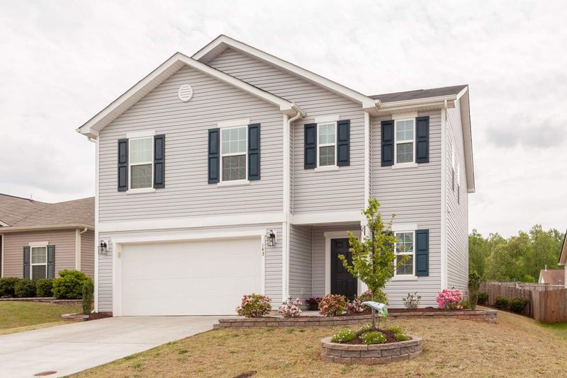 143 Plymouth Dr, Clayton, NC 27520