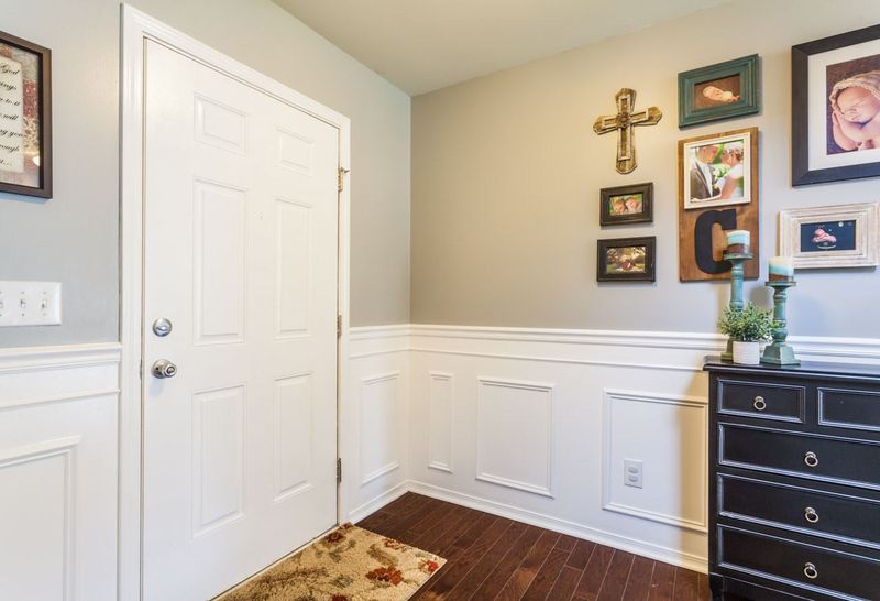 143 Plymouth Dr, Clayton, NC 27520