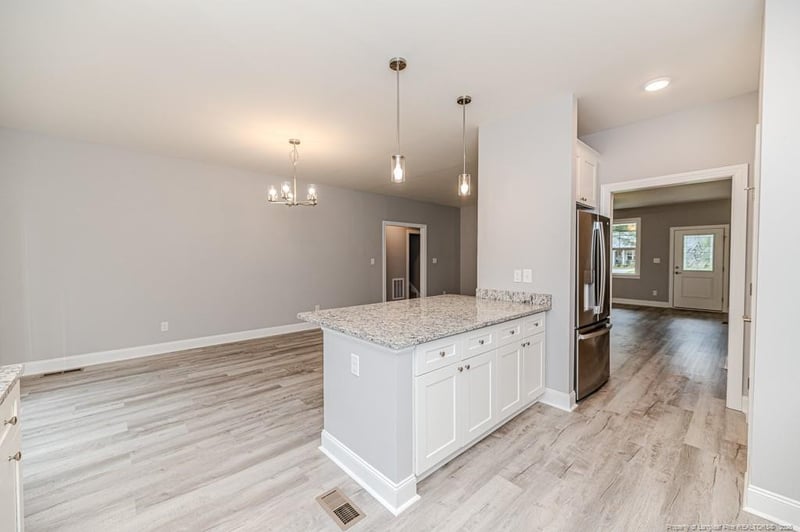 143 River Falls Rd, Sanford, NC 27332