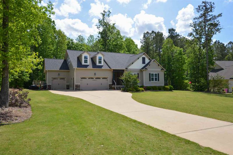 143 Roasted Nut Ln, Smithfield, NC 27577