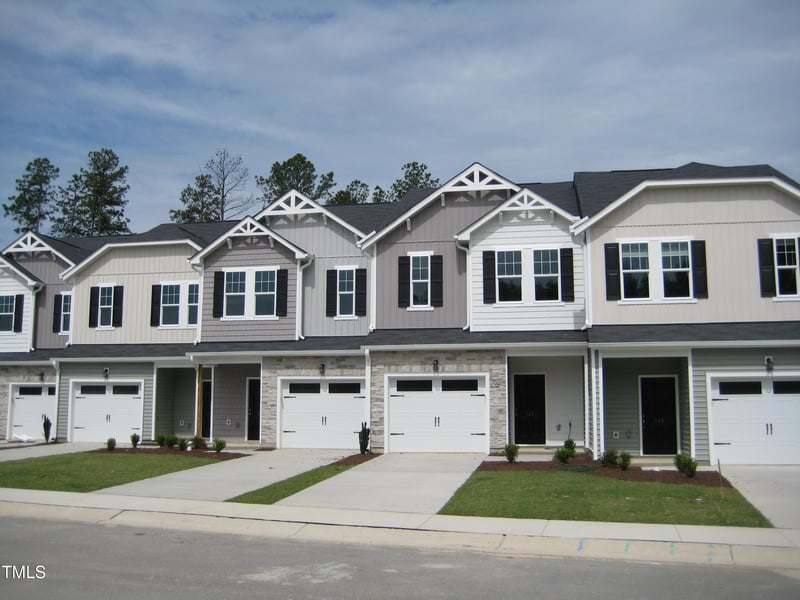 143 Rolesville Ridge Dr, Rolesville, NC 27571